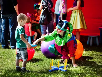 Animacja zabaw dla dzieci - Park Atrakcji Jaskiniowcy - Dmuchańce Wynajem