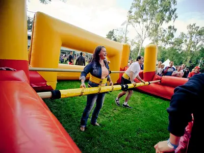 Gigantyczne Piłkarzyki - Park Atrakcji Mega Piłkarski - Dmuchańce Wynajem