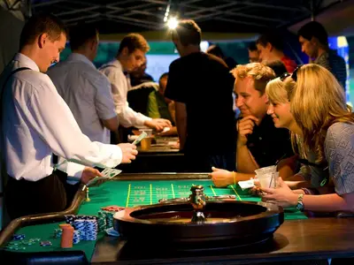 Zabawa w ruletką z obsługą krupiera - Park Atrakcji Las Vegas - Dmuchańce Wynajem