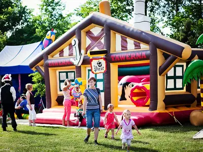 Plac zabaw Tawerna - Park Atrakcji Piracki - Dmuchańce Wynajem