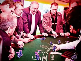 Stół do zabawy w black jack’a - Dmuchańce Wynajem