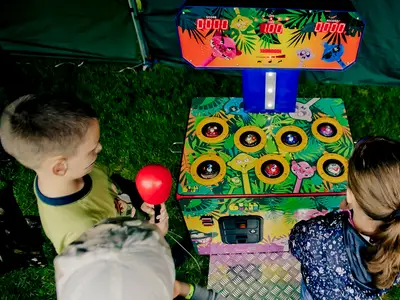 Zbijak Robaczki - Park Atrakcji Ekologiczny - Dmuchańce Wynajem
